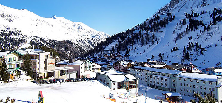 Ausblick vom Haus Schmeisser über Obertauern